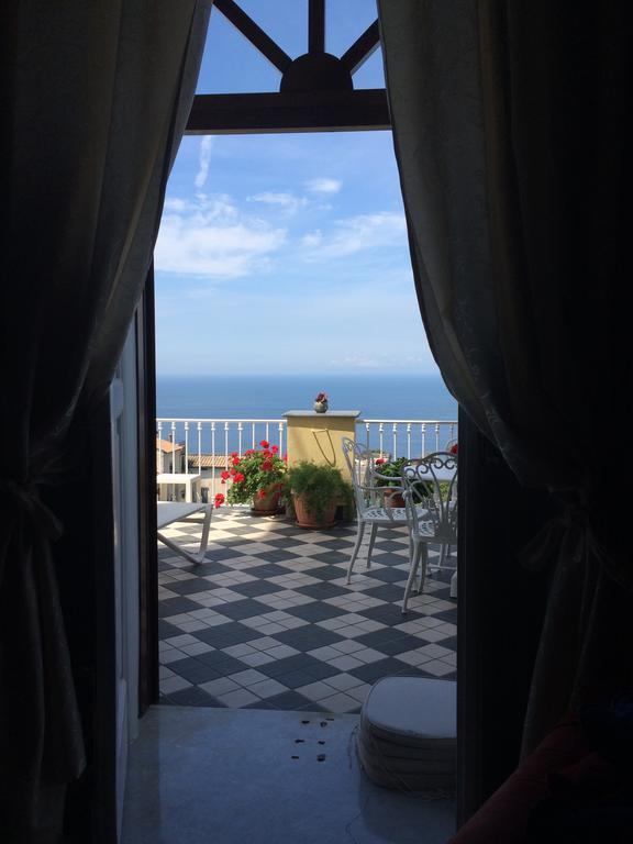 Relais Il Pennino Bed & Breakfast Massa Lubrense Exterior foto